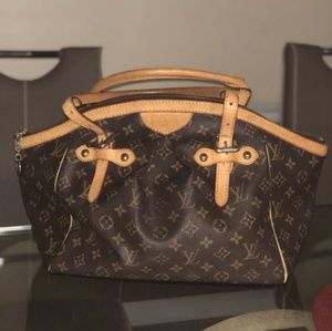 SOLD🚫authentic Tivoli louis vuittion Gm